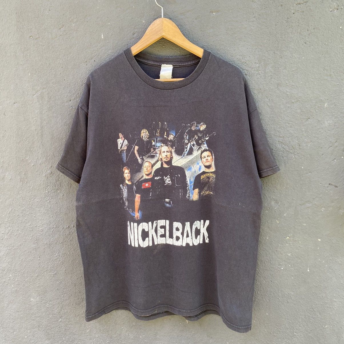 Band Tees Thrashed Faded Vintage Y2K Nickelback Rock Band ERD GRUNGE T Size US XL / EU 56 / 4 - 1 Thumbnail