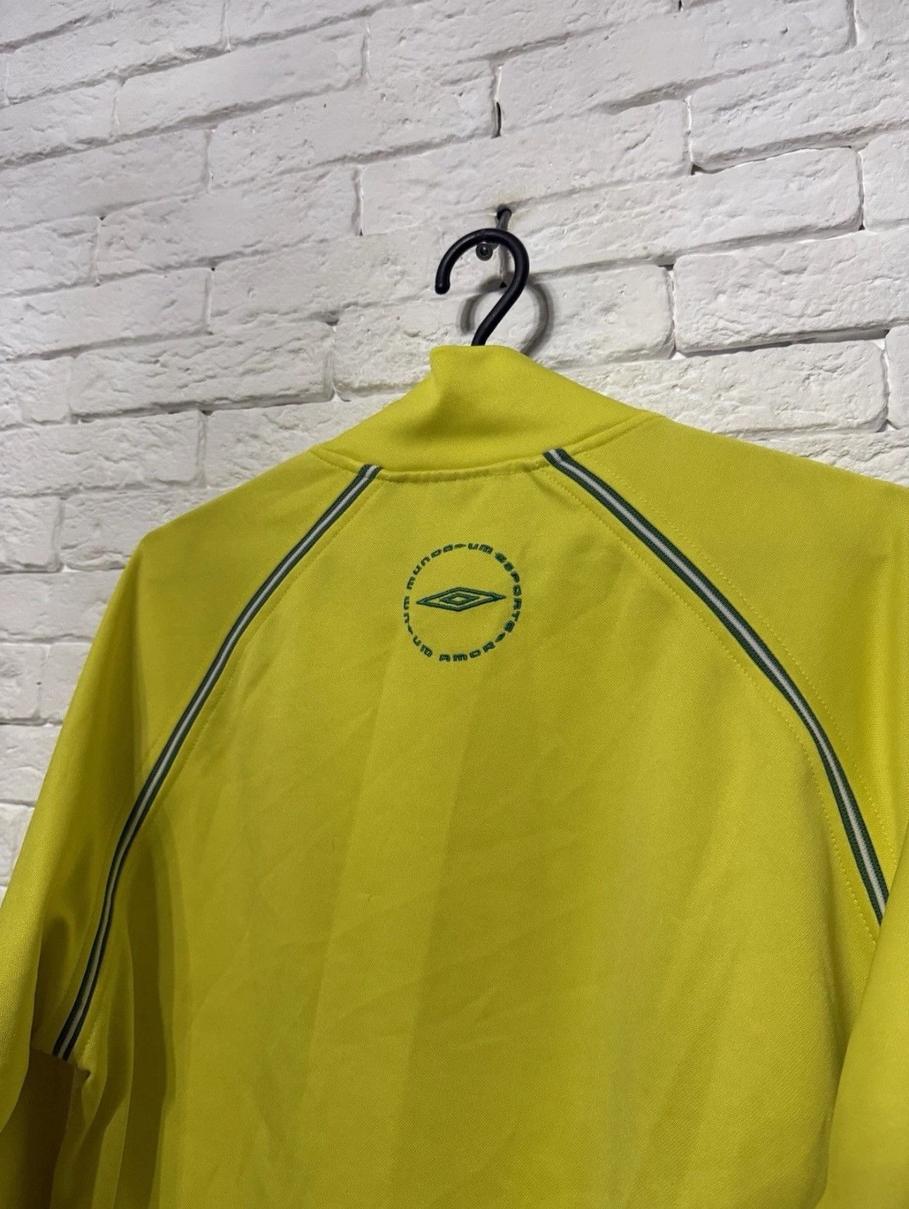Umbro Vintage Rare Umbro Brasil Track Jacket Training Track Top Size US M / EU 48-50 / 2 - 15 Thumbnail