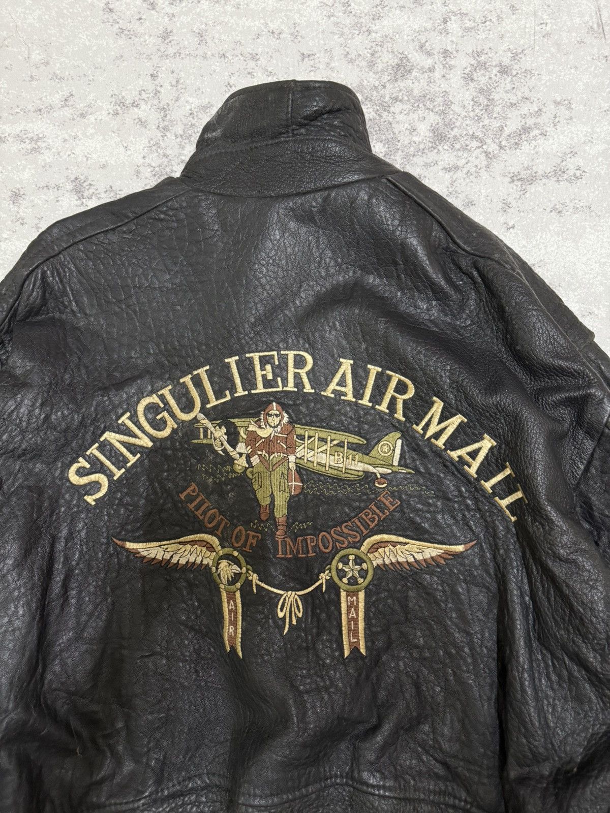 Genuine Leather Vintage 80s SINGULIER AIR MAIL FLIGHT BOMBER JACKET LEATHER Size US XL / EU 56 / 4 - 18 Thumbnail