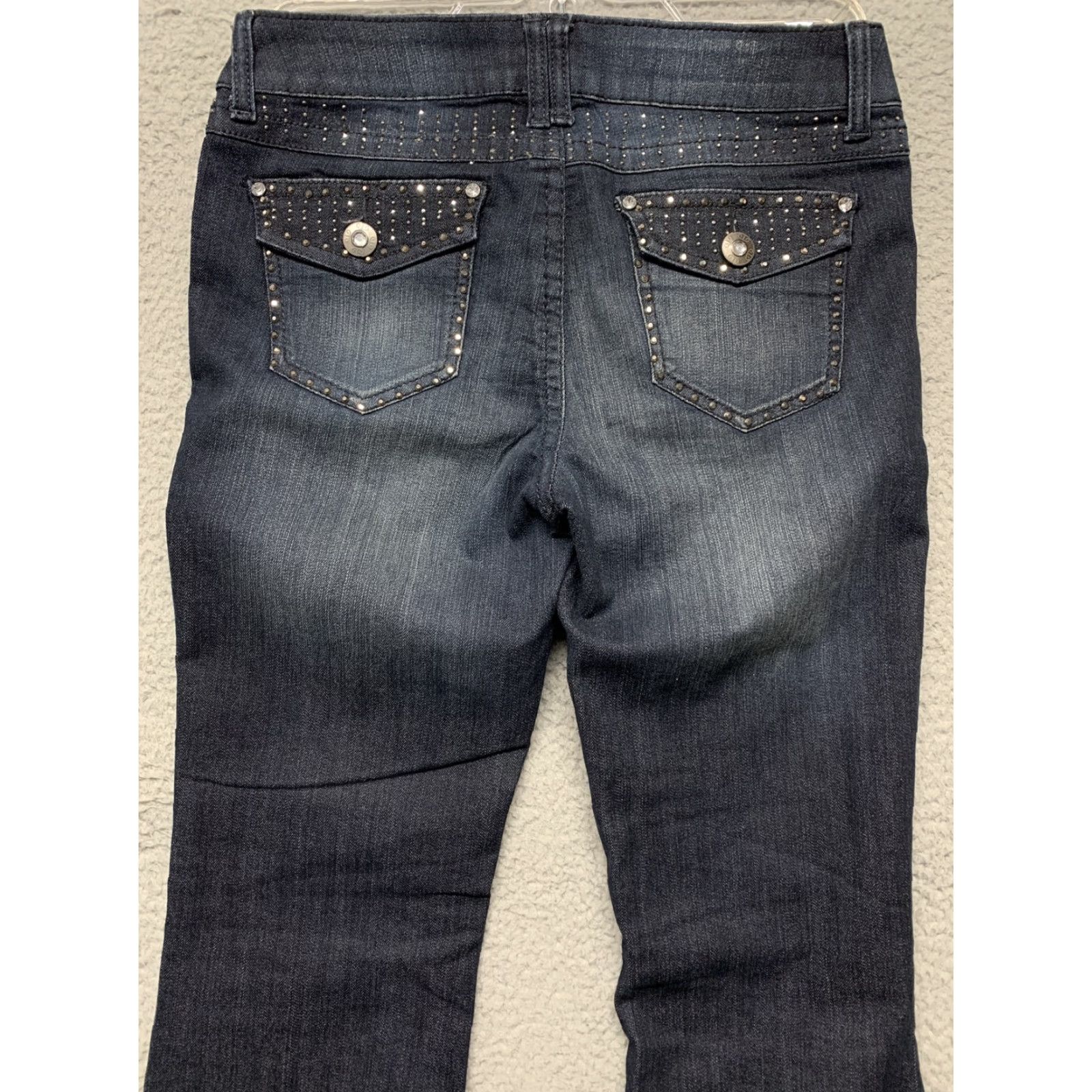 Denime Mudd Jeans Bootcut 5-Pocket Denim Blue Jeans Women's Sz 7 Multiple Pockets Sequins Buttons Size 28" / US 6 / IT 42 - 5 Thumbnail