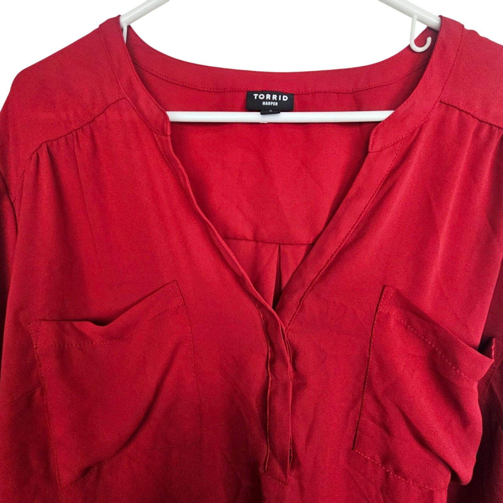 Corridor Torrid Harper Blouse Size 3X Red Holiday Christmas Xmas Size 3XL / US 20-22 - 2 Thumbnail