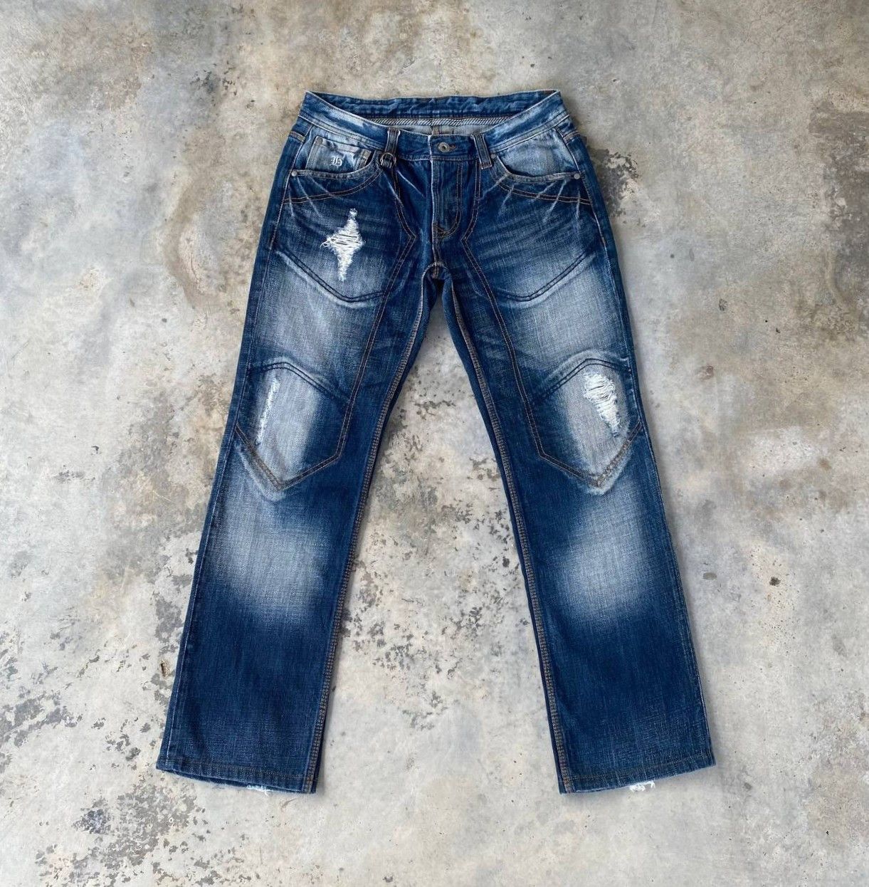 HIDEAWAYS Japan Hideaways Nicole Distressed "Engineered"Panelled Denim Size US 30 / EU 46 - 1 Thumbnail
