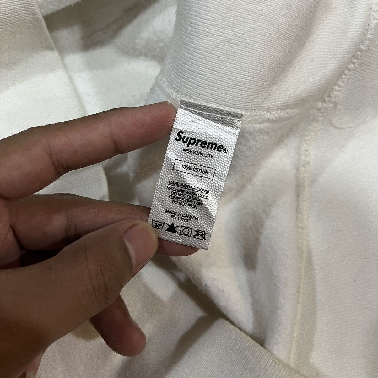 Supreme SUPREME SS17 New York Logo Hoodie White Size US L / EU 52-54 / 3 - 8 Thumbnail