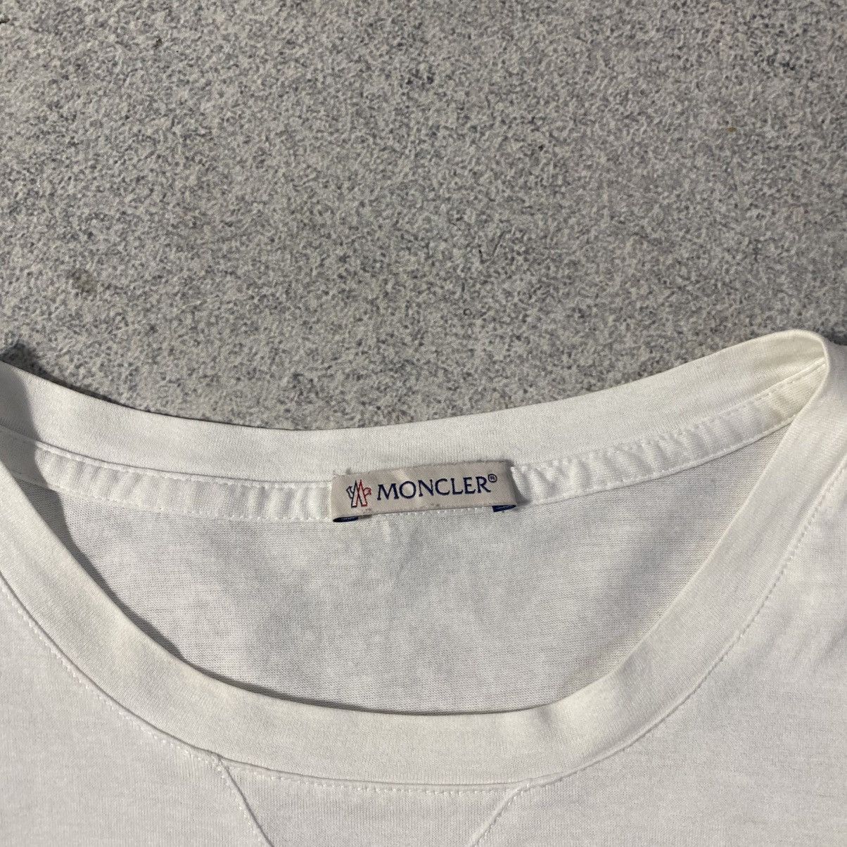Moncler Moncler T-Shirt Double Logo Size US L / EU 52-54 / 3 - 4 Thumbnail