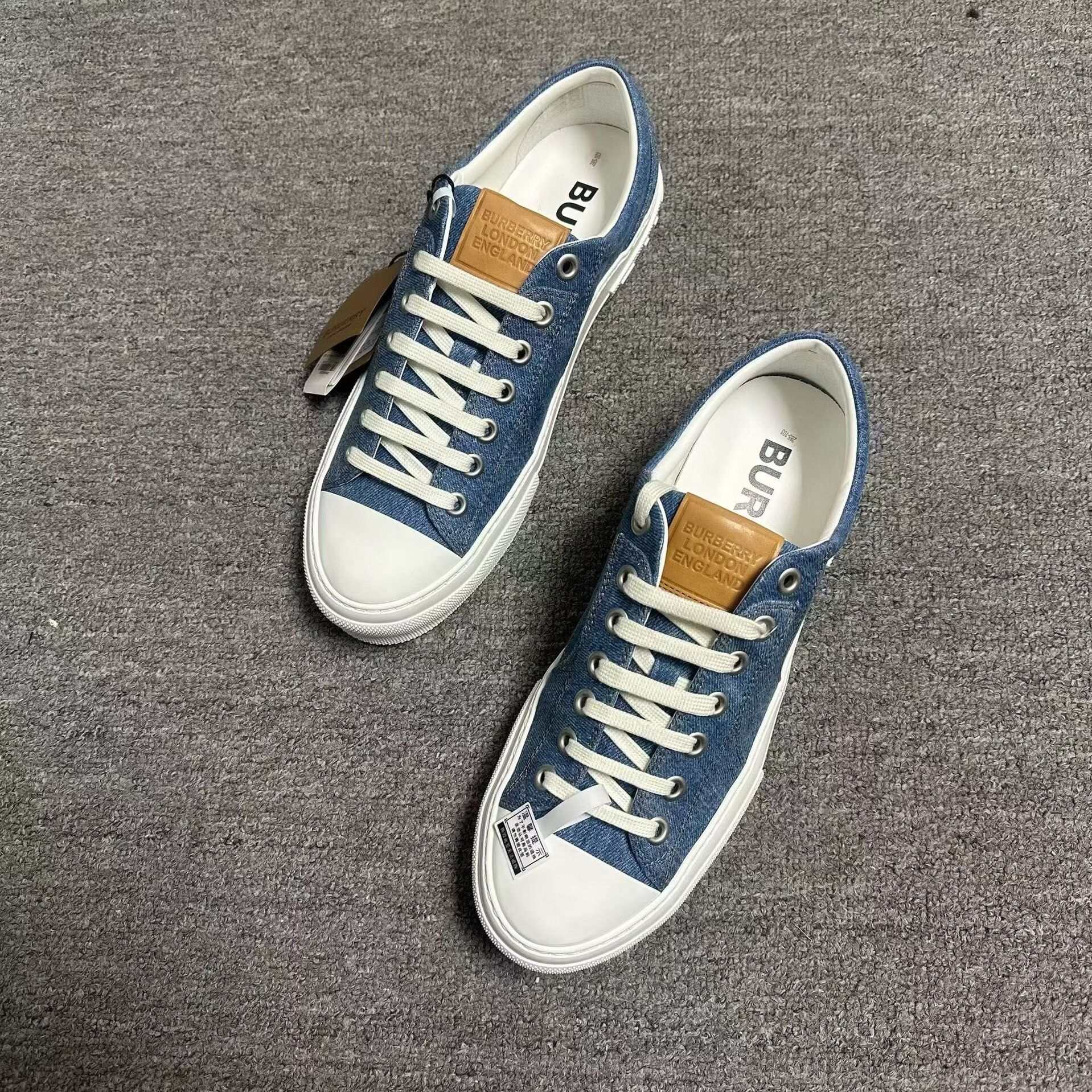 Burberry Burberry Denim Blue Lowtop Sneakers 11 Men Size US 11 / EU 44 - 1 Thumbnail