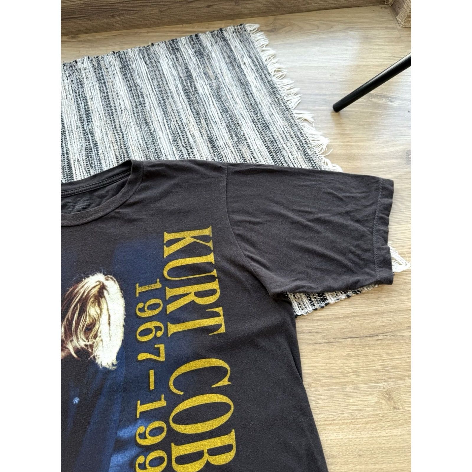 Vintage Kurt Cobain Nirvana Vintage T-Shirt 90s Band Tees Rock T-shirt M Black Cotton Logo Short Sleeve Mens Size M-L Size US M / EU 48-50 / 2 - 4 Thumbnail