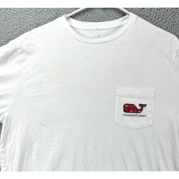 Vineyard Vines Vineyard Vines T-Shirt Mens Medium White Christmas Graphic Tee Pocket NEW L8 Size US M / EU 48-50 / 2 - 7 Thumbnail