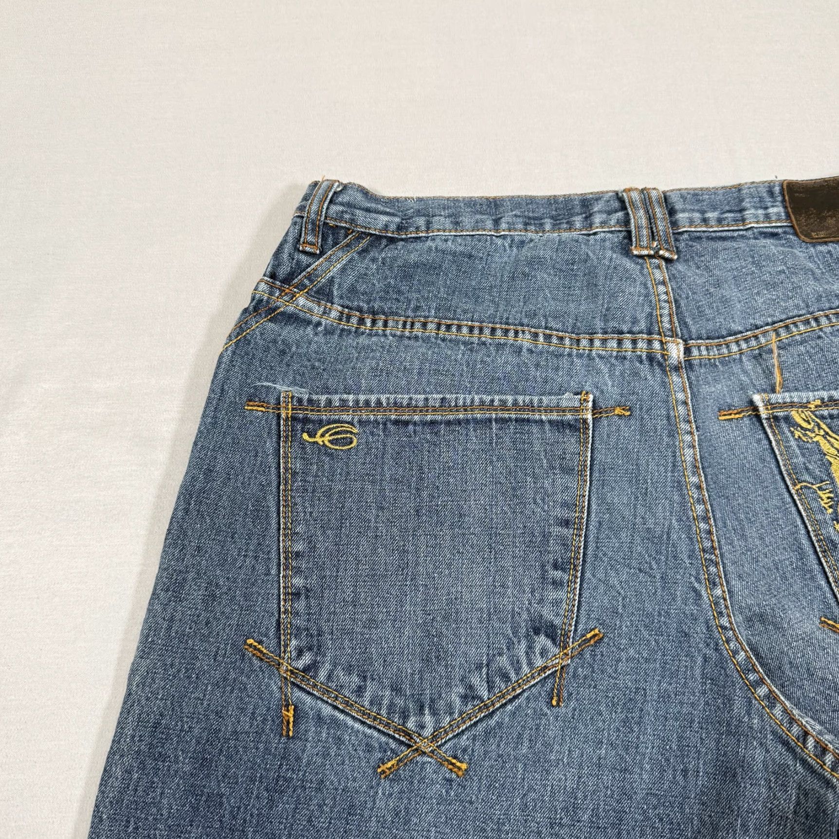 Rocawear VINTAGE Rocawear Jeans Mens 36x32 Blue Baggy Loose Embroidered Denim Pants Y2K Size US 36 / EU 52 - 6 Thumbnail