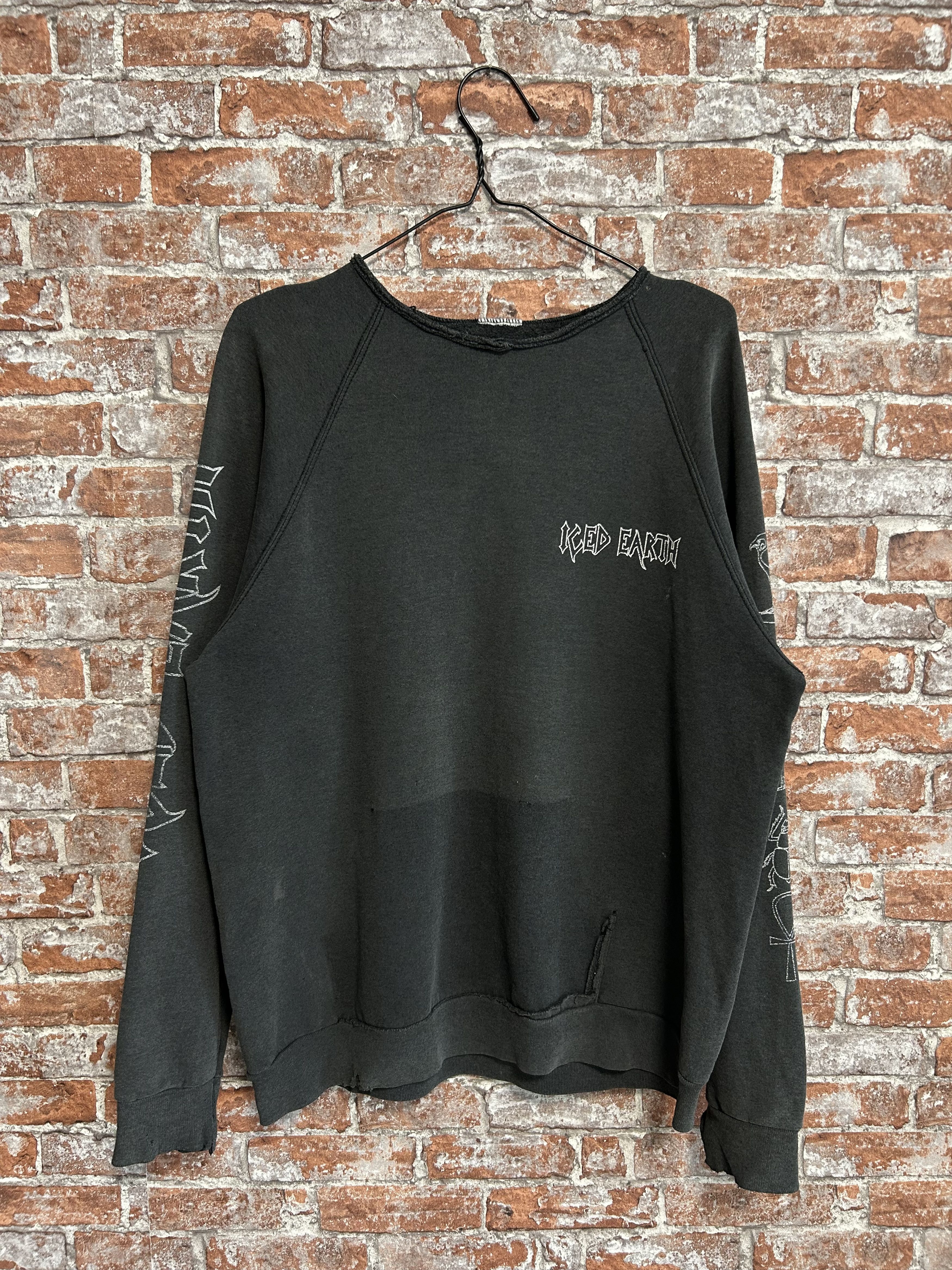 Band Tees Vintage 90s Iced Earth Rock Band Custom Sweatshirt Size US XL / EU 56 / 4 - 2 Thumbnail