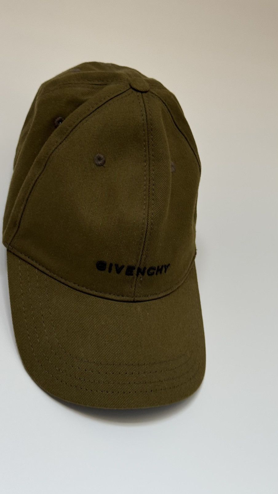 Givenchy Givenchy hat Size ONE SIZE - 1 Thumbnail