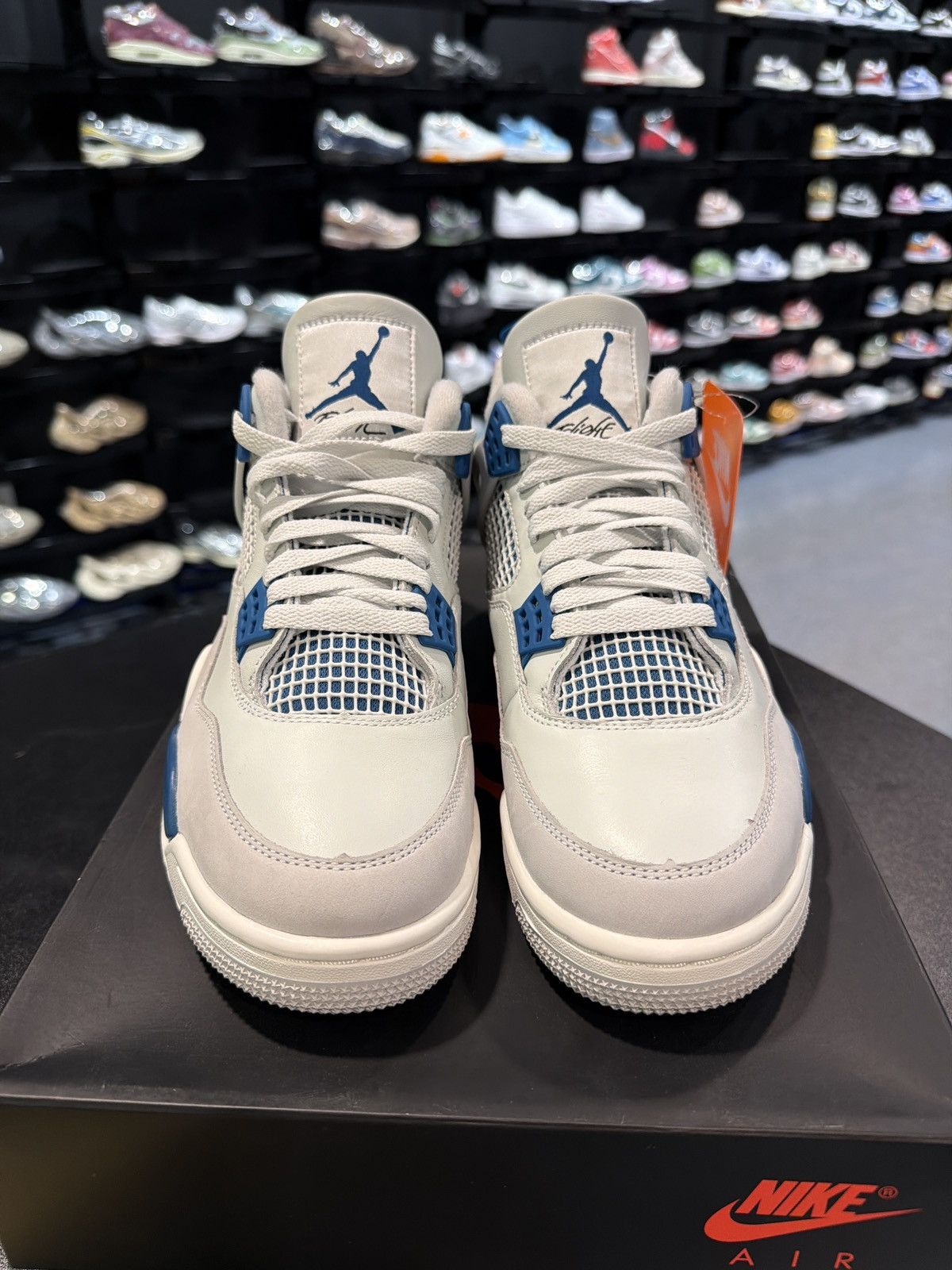 Jordan Brand Jordan 4 Military Blue Size-9.5 Brand New Quick Shipping Size US 9.5 / EU 42-43 - 2 Thumbnail