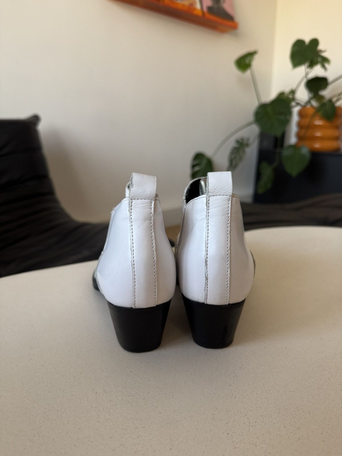 Kurt Geiger Vintage Women’s Cowboy Patent Leather Boots White Hype Rare Size US 9 / IT 39 - 6 Thumbnail