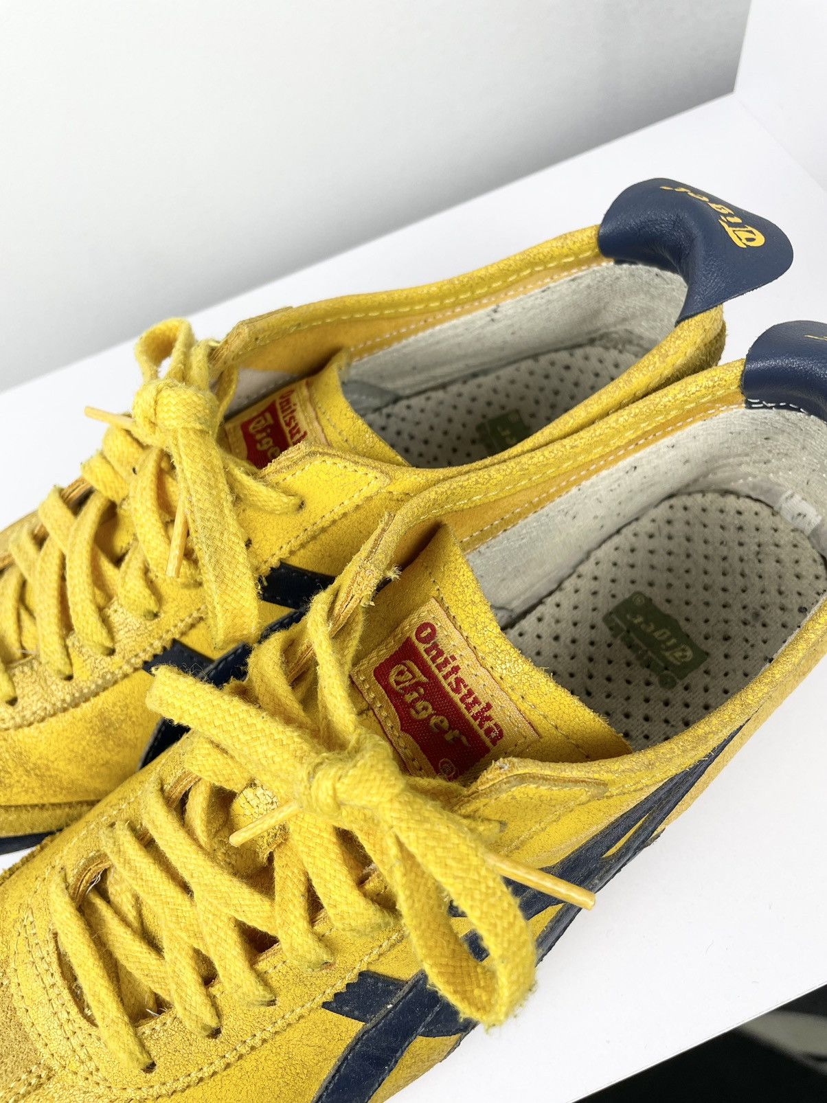 Onitsuka Tiger Vintage Asics Onitsuka Tiger Mexico 66 Yellow Flats Sneakers Size US 9 / EU 42 - 11 Thumbnail