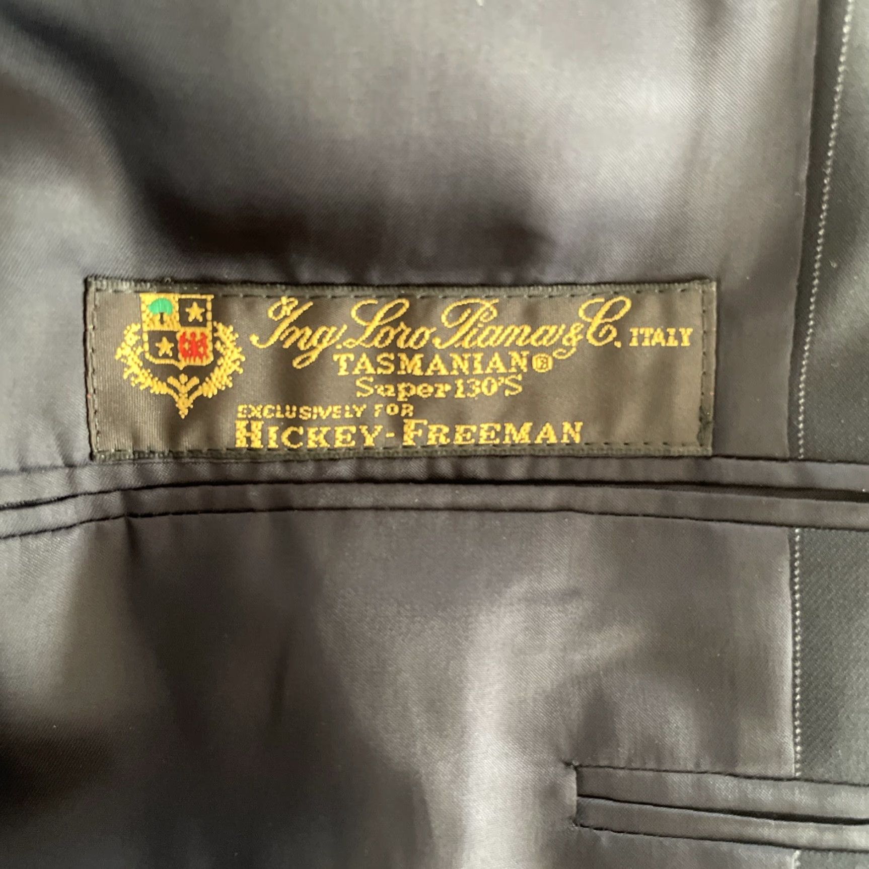 Vintage Hickey Freeman Blazer Single-Breasted 3-Button Black Wool 44L MINT Mens Suit Jacket Pocket Lining Cupro Pinstripe Vintage: No Size 44R - 4 Thumbnail