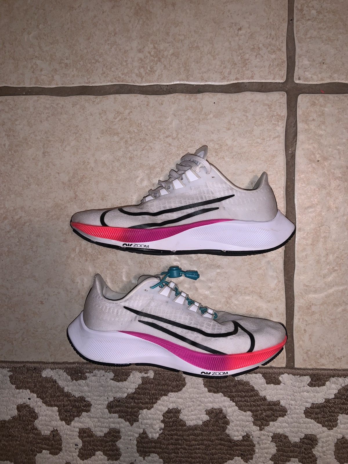 Nike Women’s Nike Air Zoom Pegasus 37 White Multi Color Size US 7.5 / IT 37.5 - 1 Thumbnail