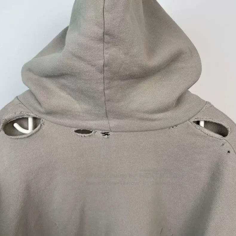 Balenciaga Balenciaga XS Size Grey Cotton Hole Sweatshirt Size US XS / EU 42 / 0 - 6 Thumbnail