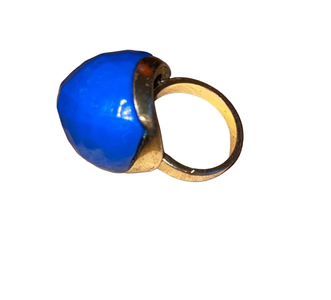 Vintage Vintage 1970’s Lapis Blue Resin Faceted Dome Ring Size 6 Size ONE SIZE - 1 Thumbnail