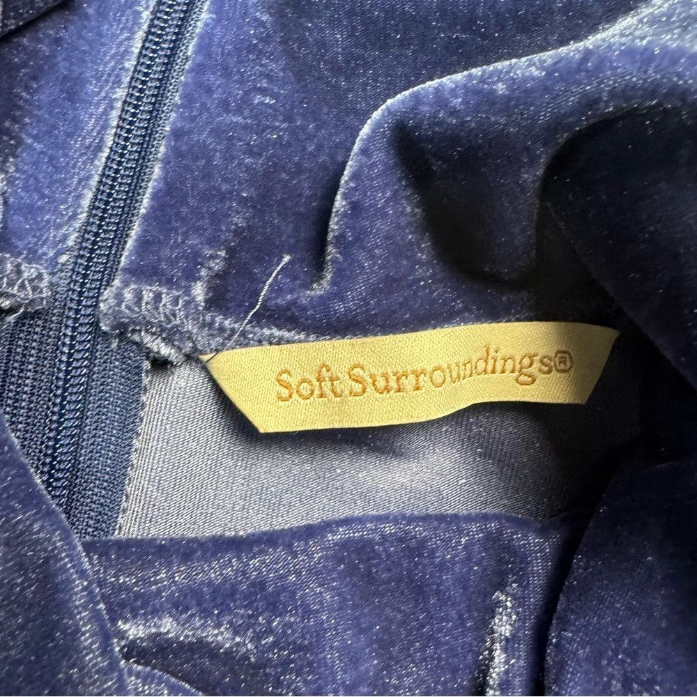 Soft Surroundings Soft Surroundings Velvet Long Sleeve High Neck Blue Top Siz Size L / US 10 / IT 46 - 7 Thumbnail