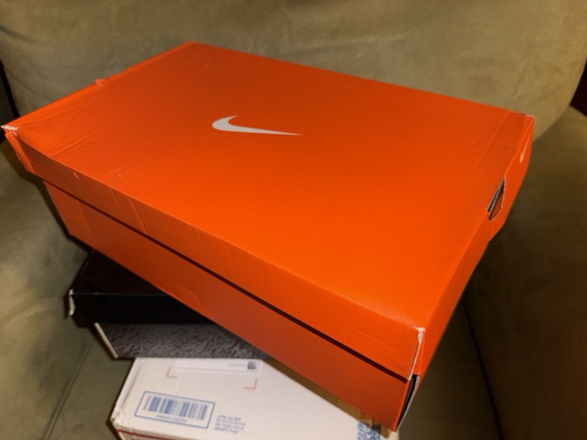 Nike Nike Revolution 8 Wide sz14 New in OG Box! White/Crimson Red Size US 14 / EU 47 - 5 Thumbnail