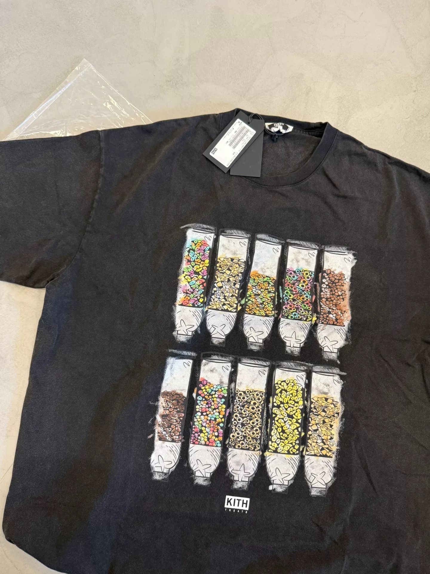 Kith Kith 25SS Ice Cream Shop Vintage Tee Size US L / EU 52-54 / 3 - 1 Thumbnail