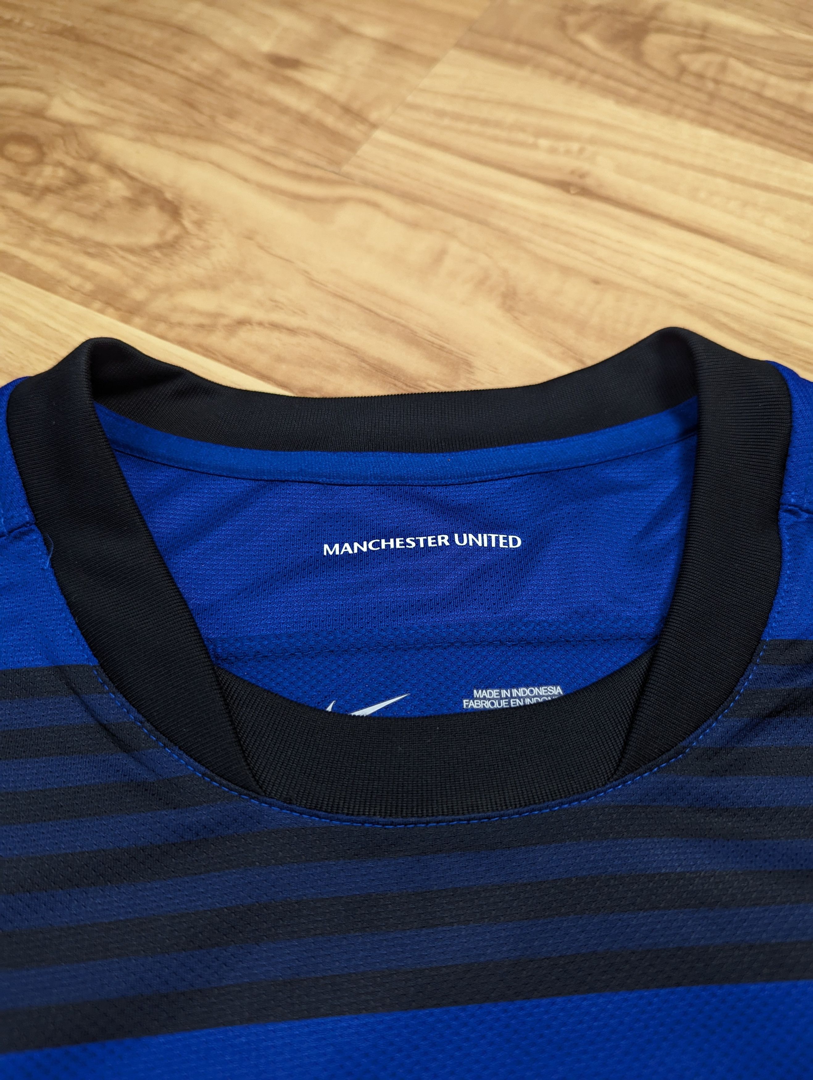 Nike MANCHESTER UNITED NIKE 2011/2012 FOOTBALL JERSEY CHAMPIONS Size US XXL / EU 58 / 5 - 10 Thumbnail