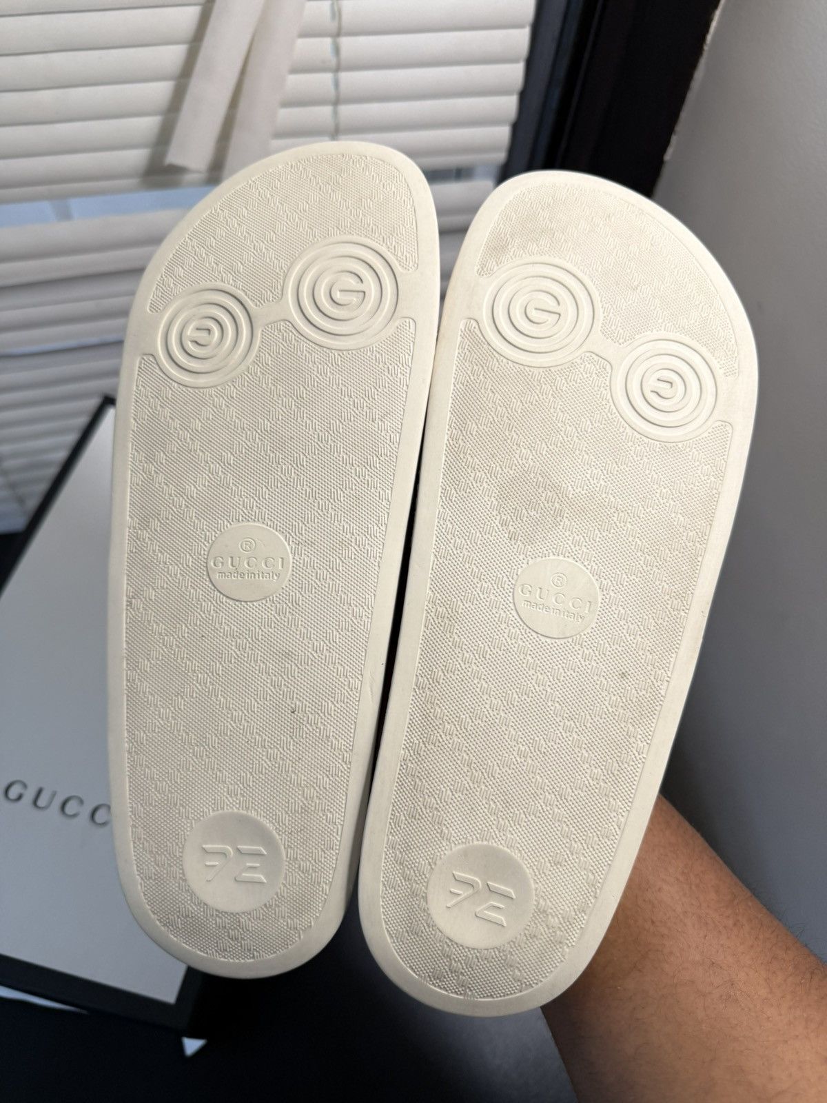 Gucci Gucci Microguccissima Slides Size 9 Clean Condo Size US 9 / EU 42 - 5 Thumbnail