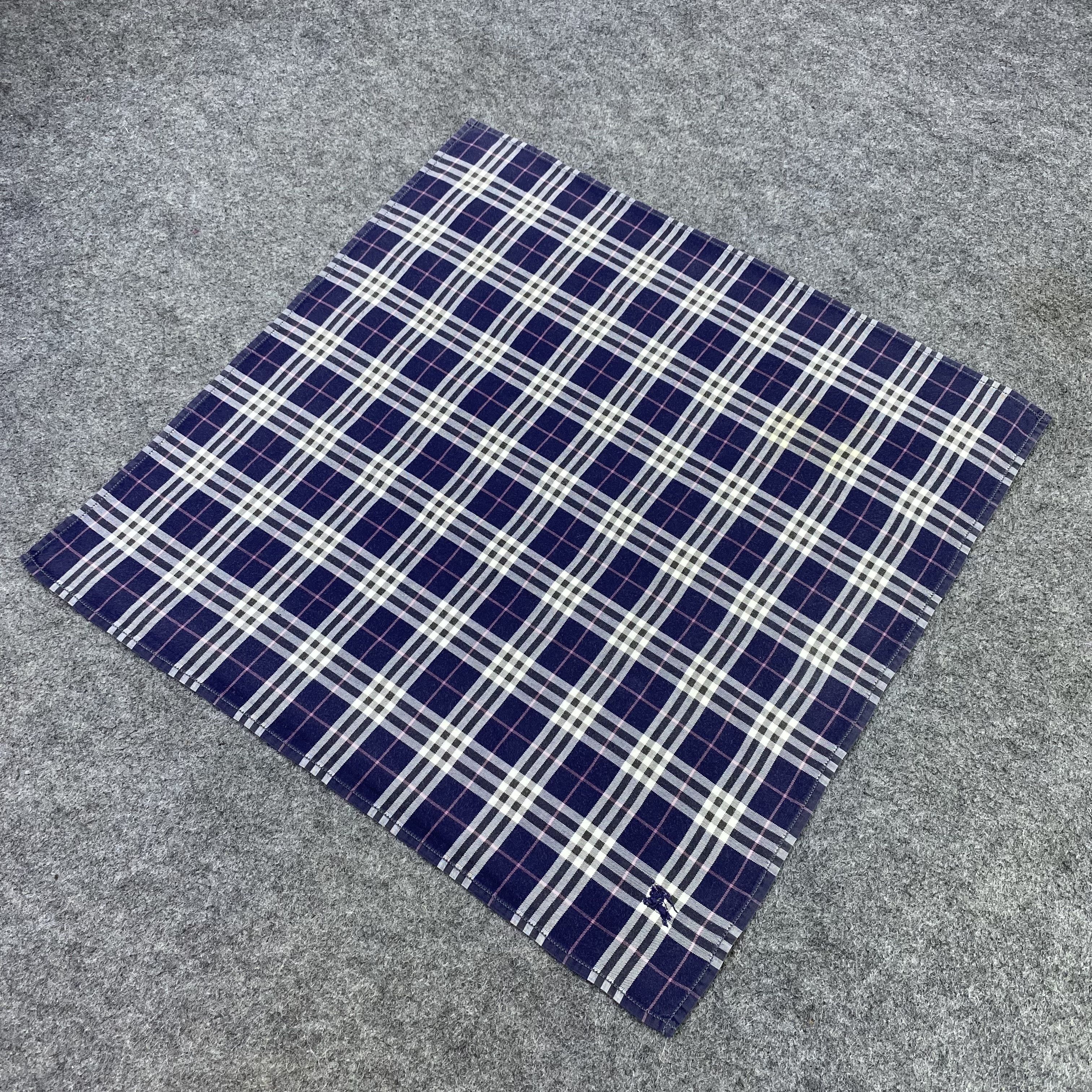 Burberry Burberry Handkerchief / Bandana / Neckerchief-B2163 Size ONE SIZE - 4 Thumbnail