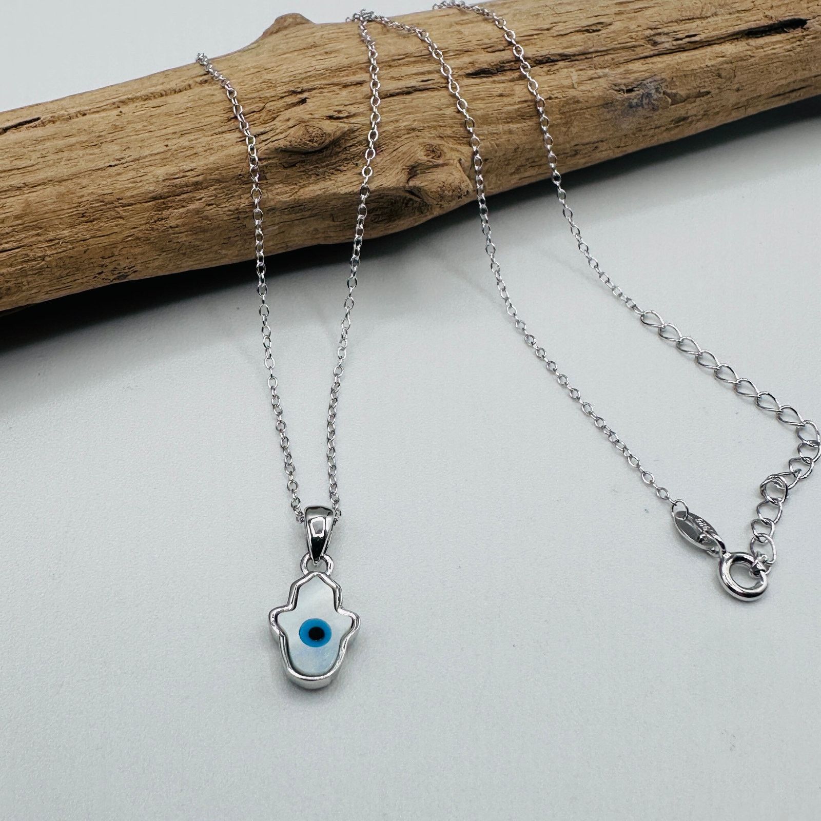 The Unbranded Brand Hamsa Mother of Pearl Sterling Silver Necklace Size ONE SIZE - 3 Thumbnail