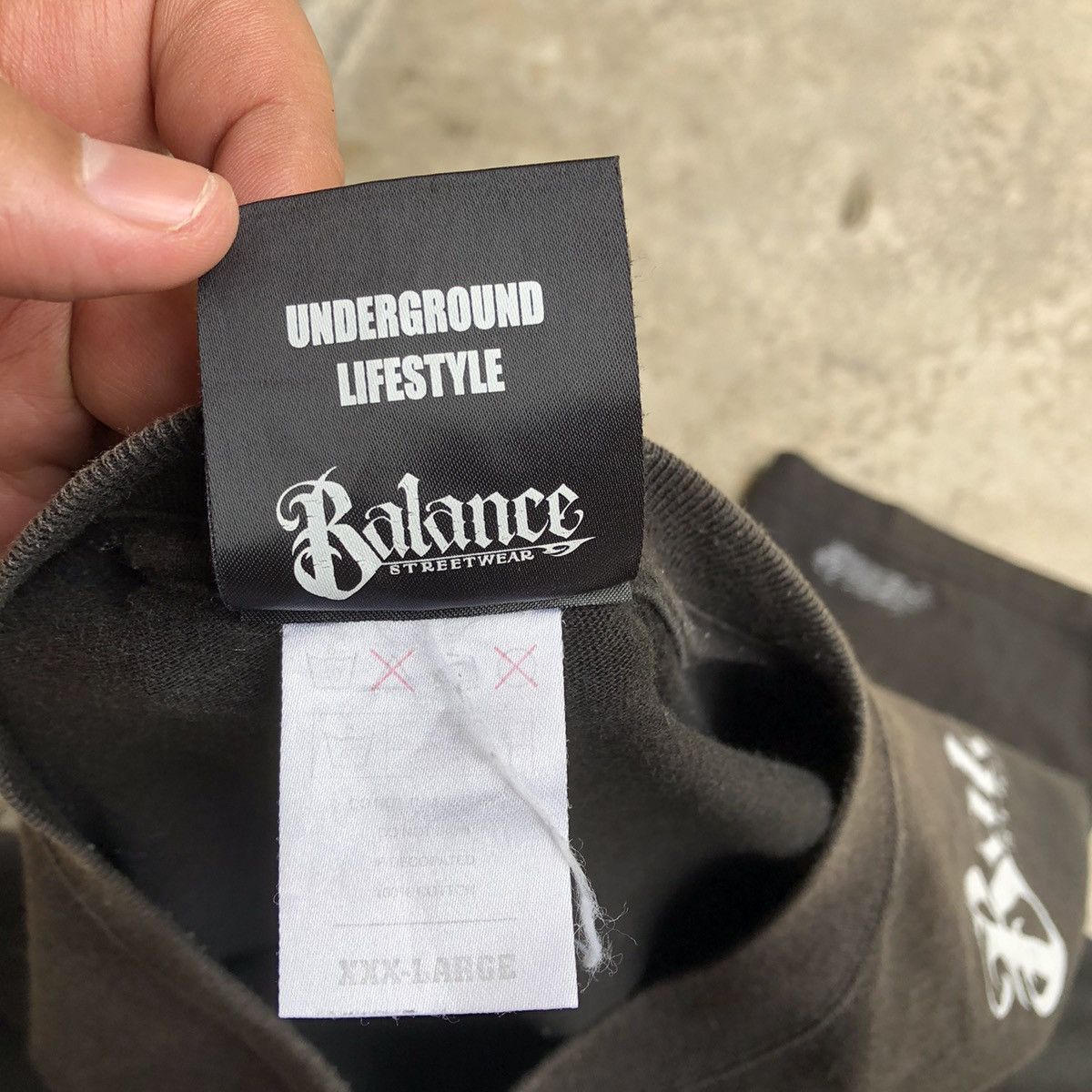 Welcome Skateboards 🔥Trash🔥Balance Streetwear Spellout Sun Faded Skate Tee Size US XL / EU 56 / 4 - 10 Thumbnail