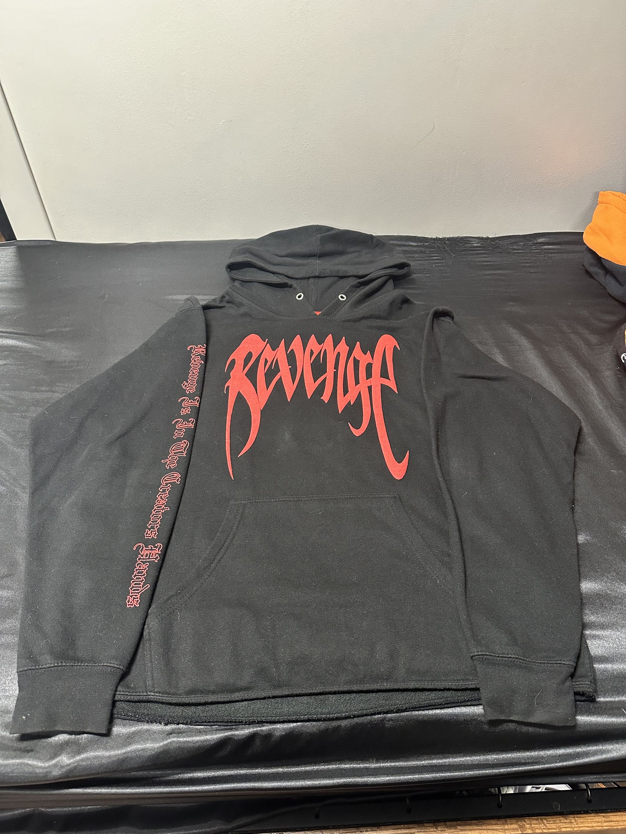 Revenge OG Bred Kill Hoodie Size US L / EU 52-54 / 3 - 1 Thumbnail