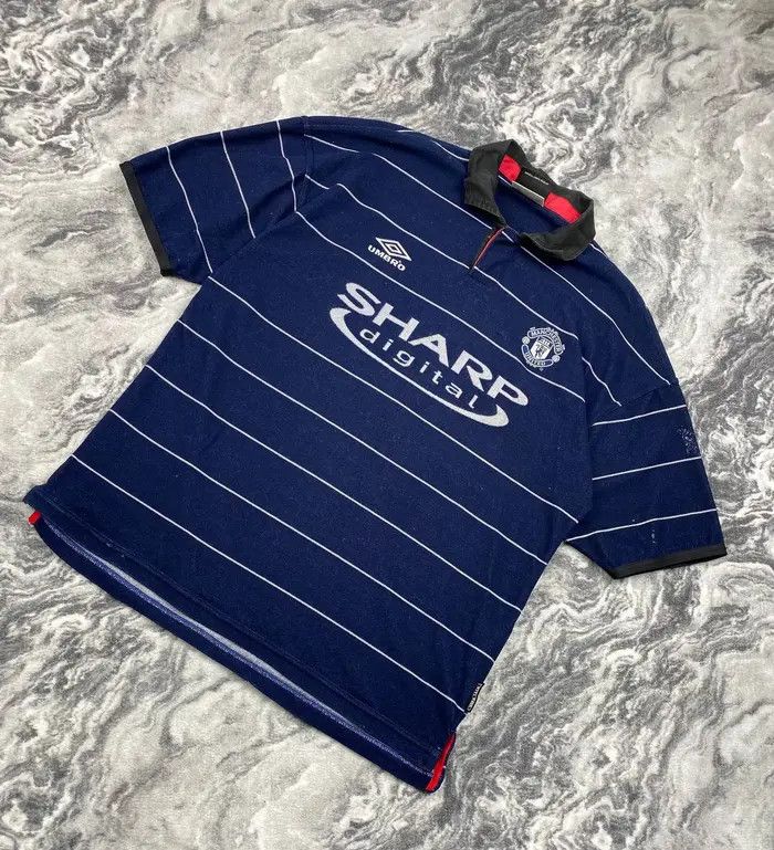 Umbro Umbro Manchester United 1999 2000 Stam #6 Away Shirt Soccer Size US L / EU 52-54 / 3 - 2 Thumbnail