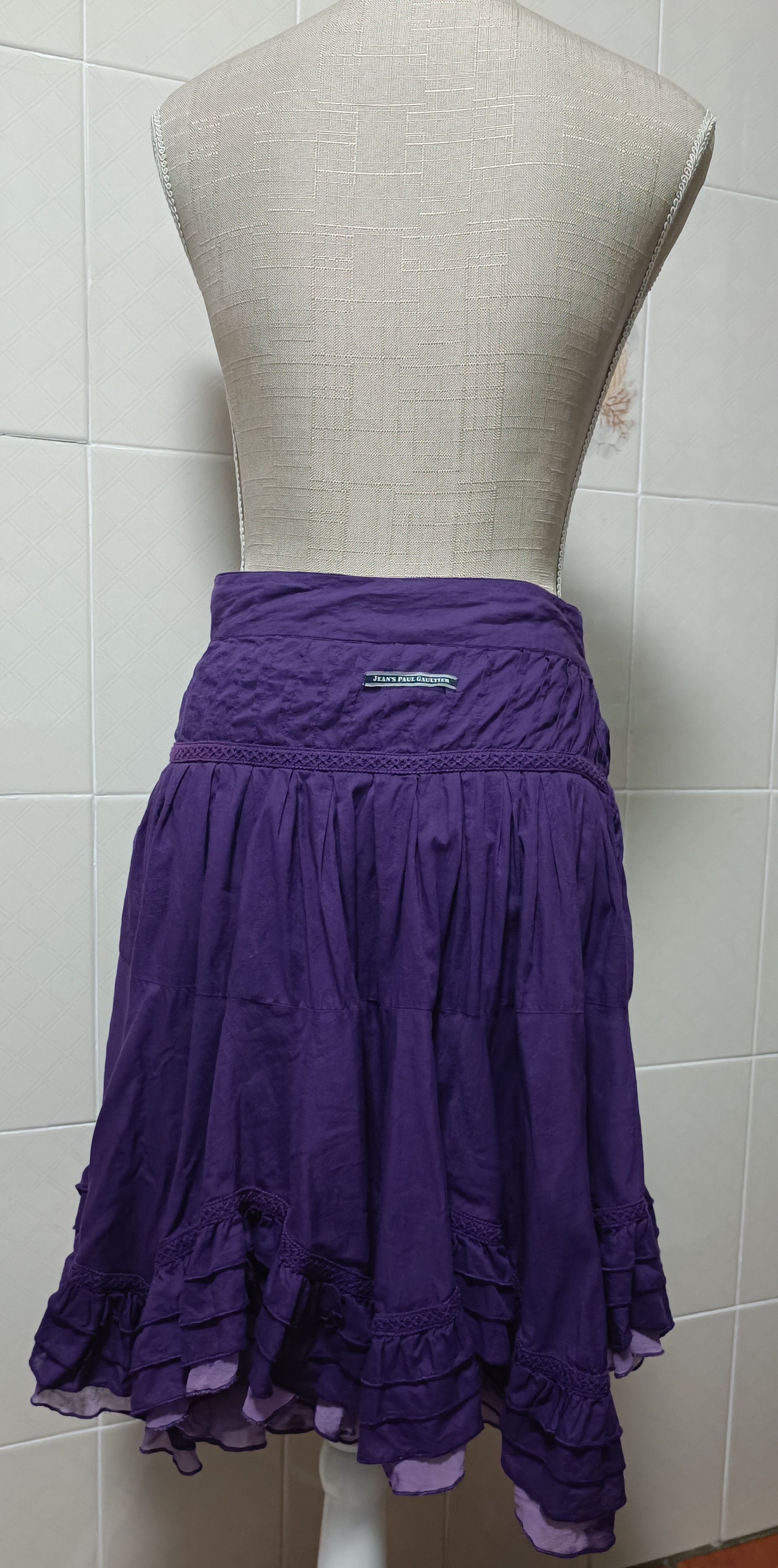 Jean Paul Gaultier Purple cotton skirt with silk ruffles Size 26" / US 2 / IT 38 - 9 Thumbnail