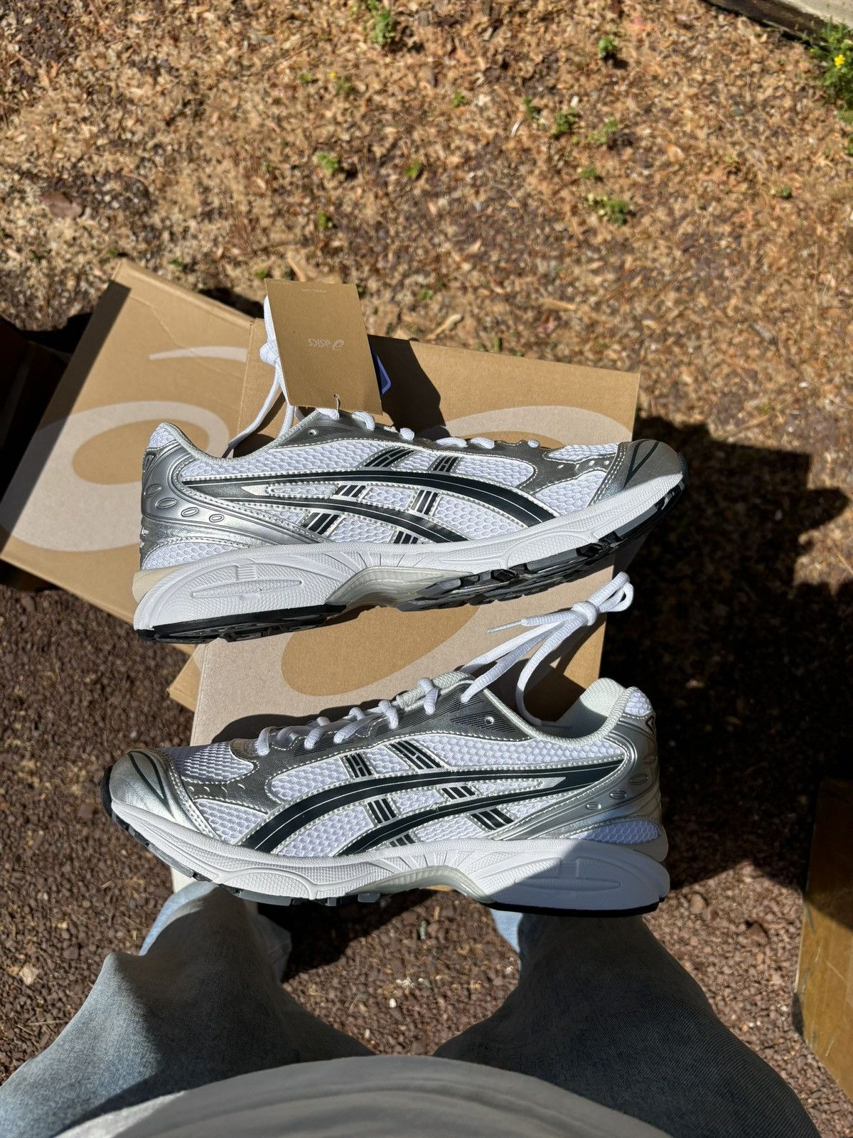 Asics Asics Gel-Kayano 14 White Graphite Grey Size US 11 / EU 44 - 2 Thumbnail