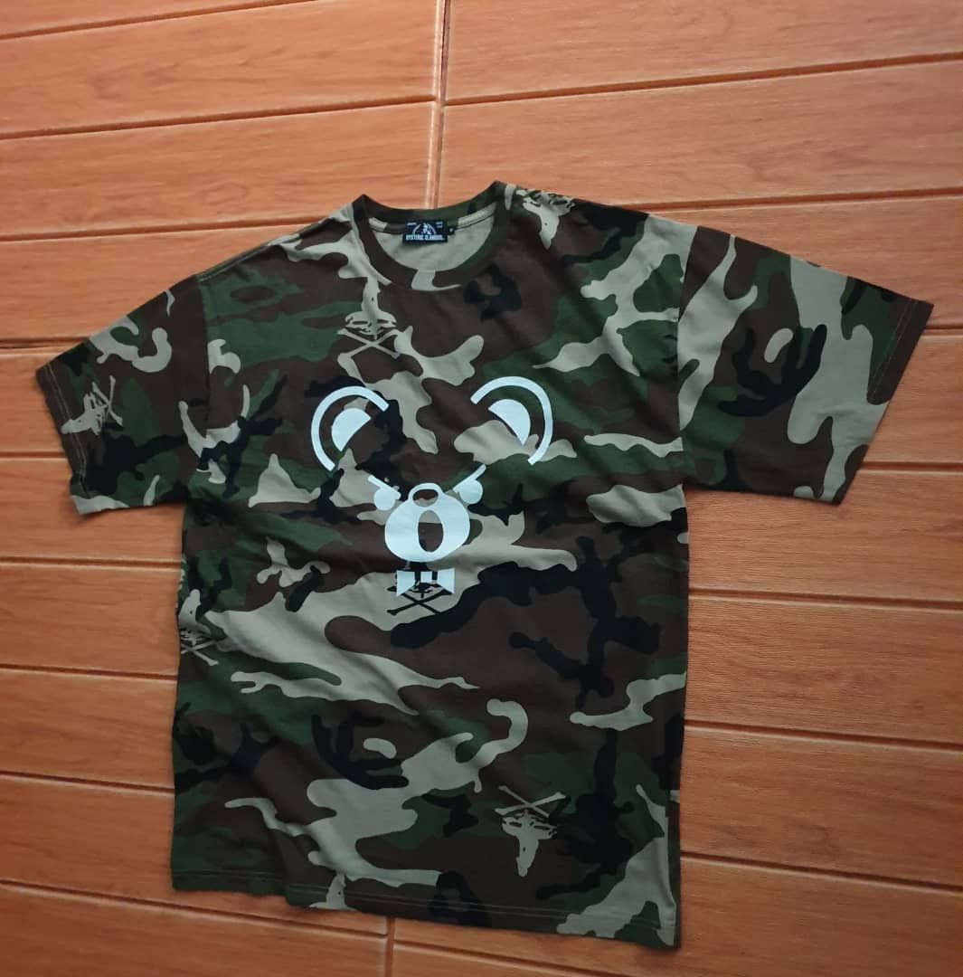 Hysteric Glamour 💥Hysteric glamour bear camo skull Japanese brand shirt Size US M / EU 48-50 / 2 - 5 Thumbnail