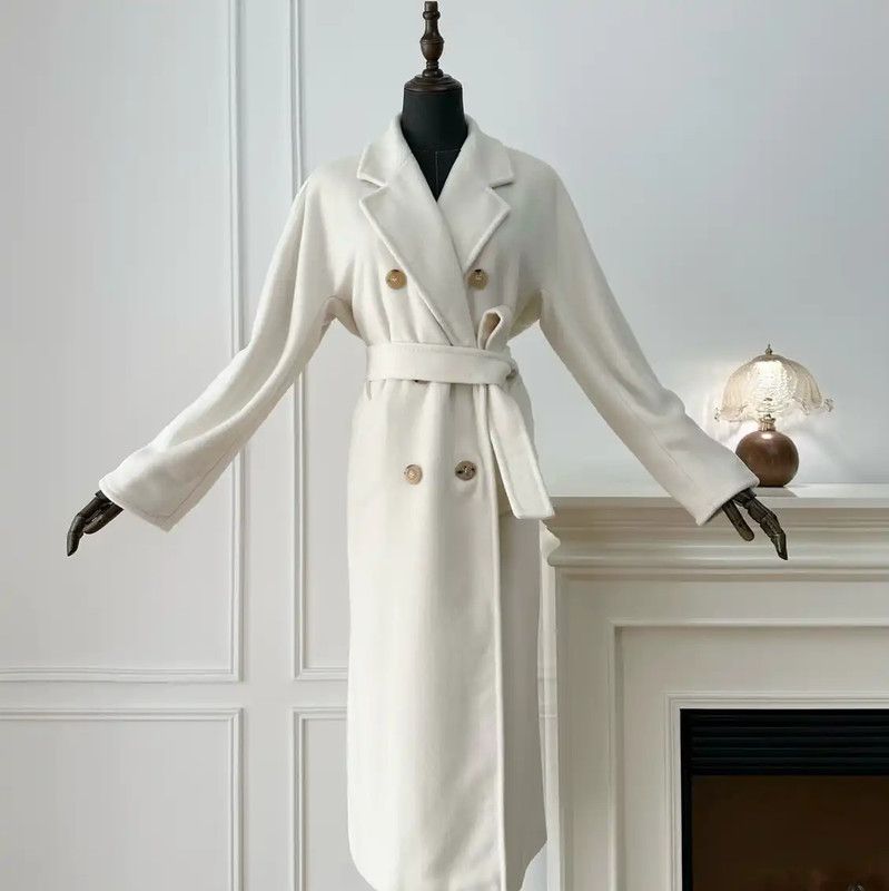 Max Mara MaxMara Women's White Coat with Belt 0089 Size M / US 6-8 / IT 42-44 - 1 Thumbnail