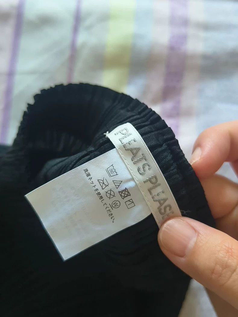 Issey Miyake Issey Miyake size:3 Black pleated pants Size 42" / US 20 - 2 Thumbnail