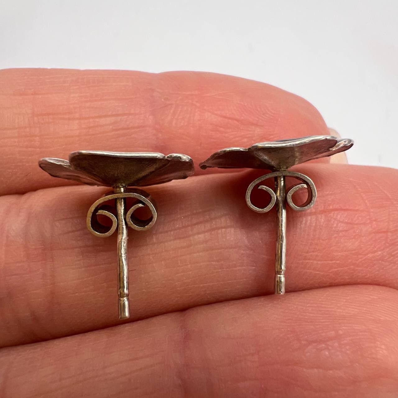 Jewelry × Vintage Vintage Earrings Violet Flower USSR Silver 916 Hot Enamel Size ONE SIZE - 5 Thumbnail