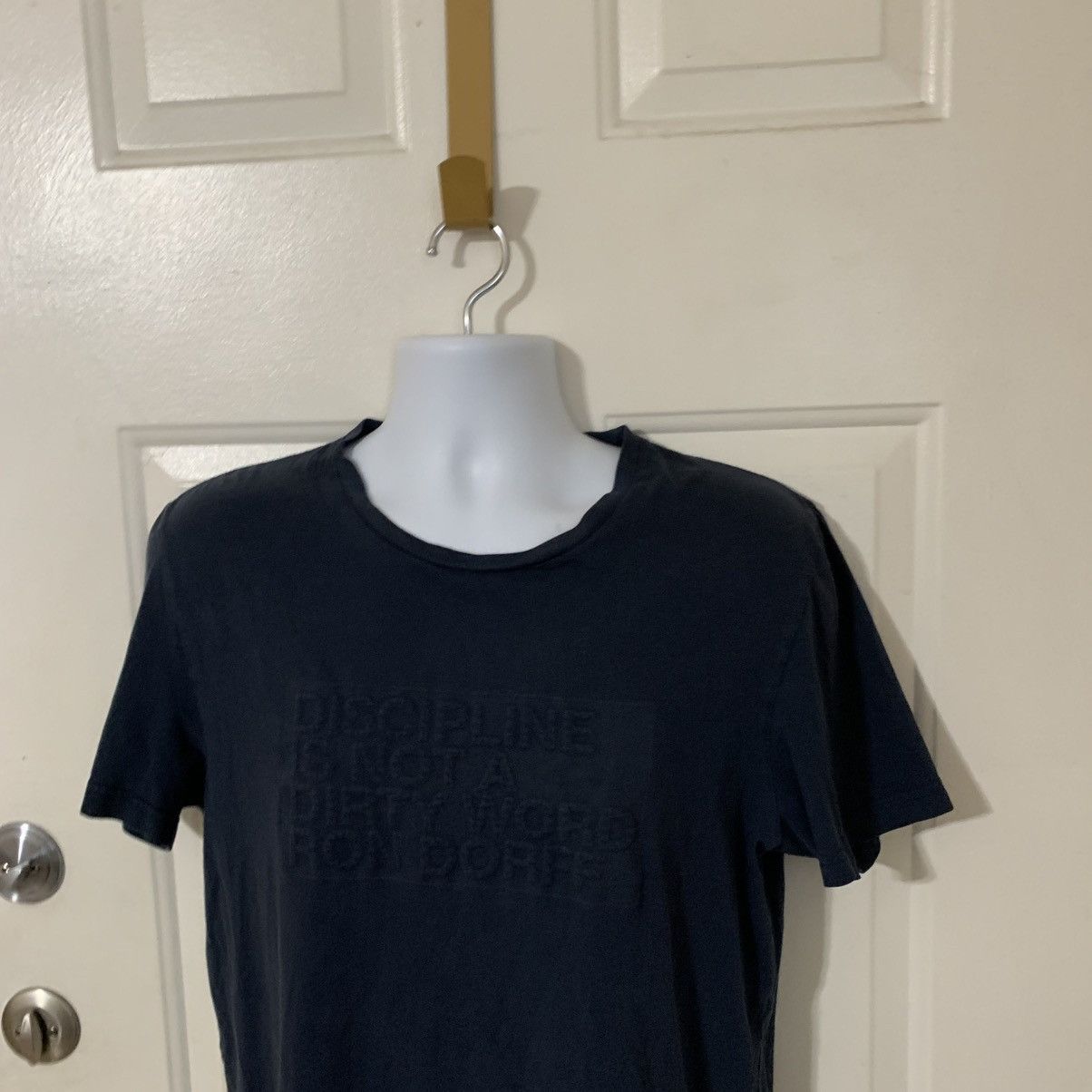 Designer Ron Dorff Discipline is not a Dirty Word Slim fit t shirt Size US L / EU 52-54 / 3 - 7 Thumbnail