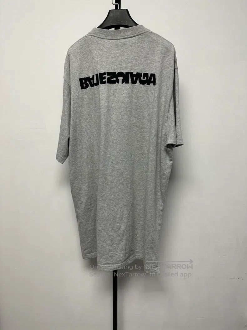 Balenciaga Balenciaga Solid Color Letter Logo Print Short Sleeve Size US L / EU 52-54 / 3 - 2 Thumbnail