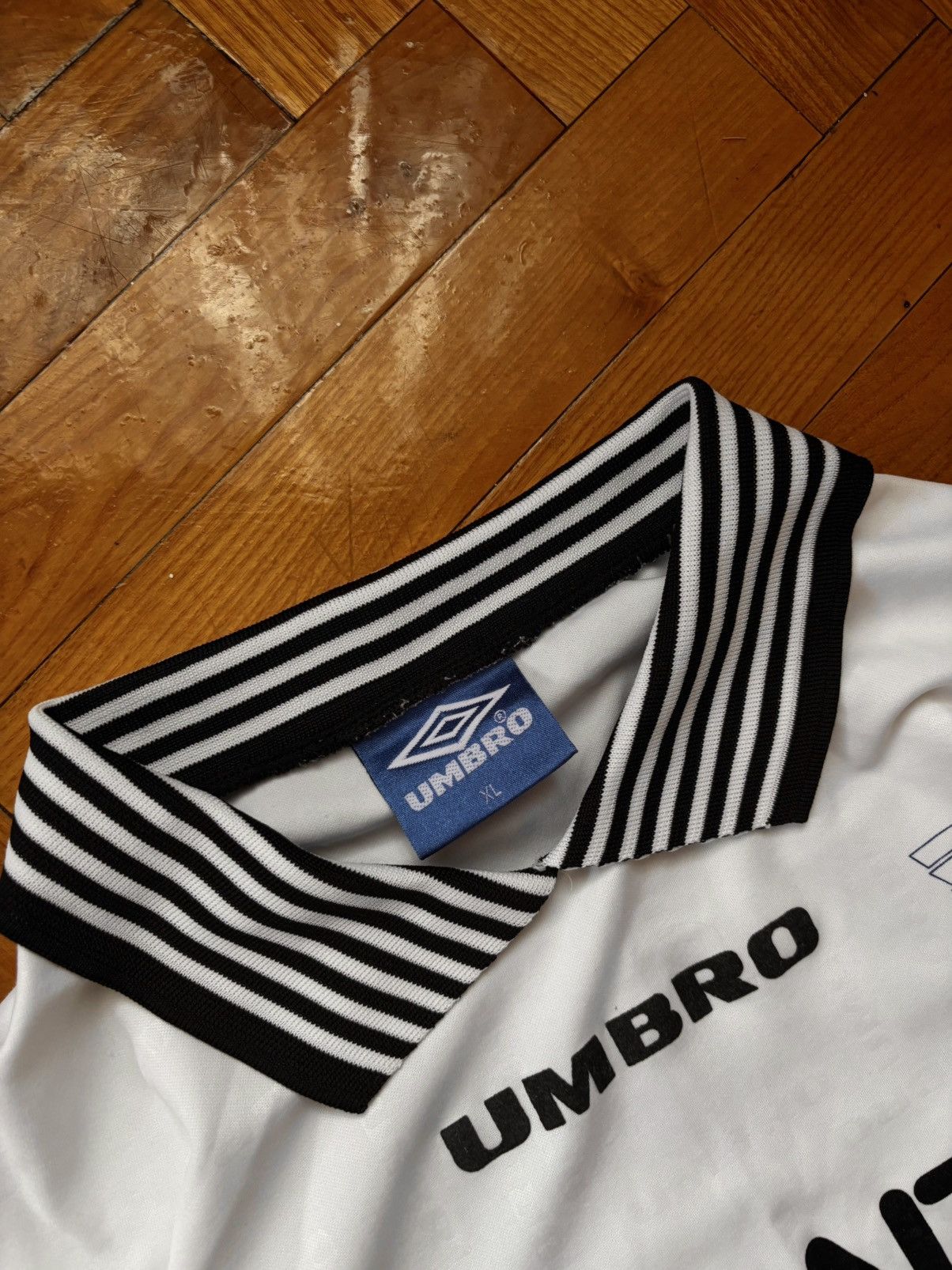 Umbro Vintage Umbro InterSport Monogram Longsleeve Polo Size US XL / EU 56 / 4 - 8 Thumbnail