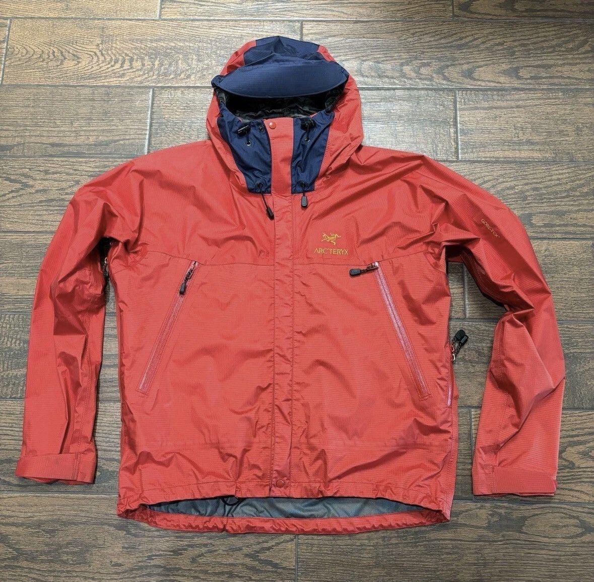 Arc'teryx 1997 Arcteryx Beta Lt Molten Size US L / EU 52-54 / 3 - 1 Thumbnail