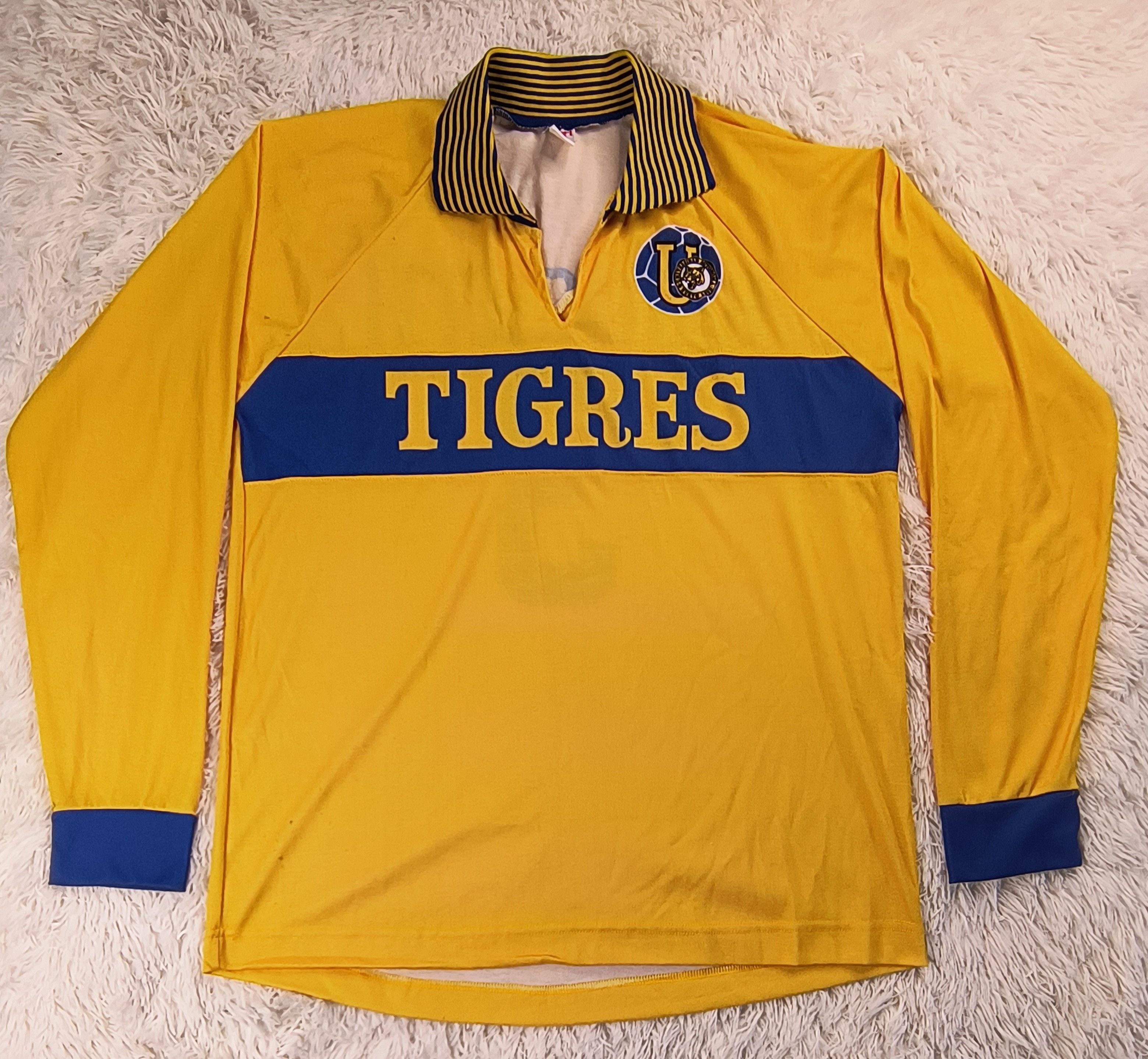 Vintage Vintage Fesago Tigres UANL #3 Batocletti 1981/82 LS jersey Size US L / EU 52-54 / 3 - 1 Thumbnail