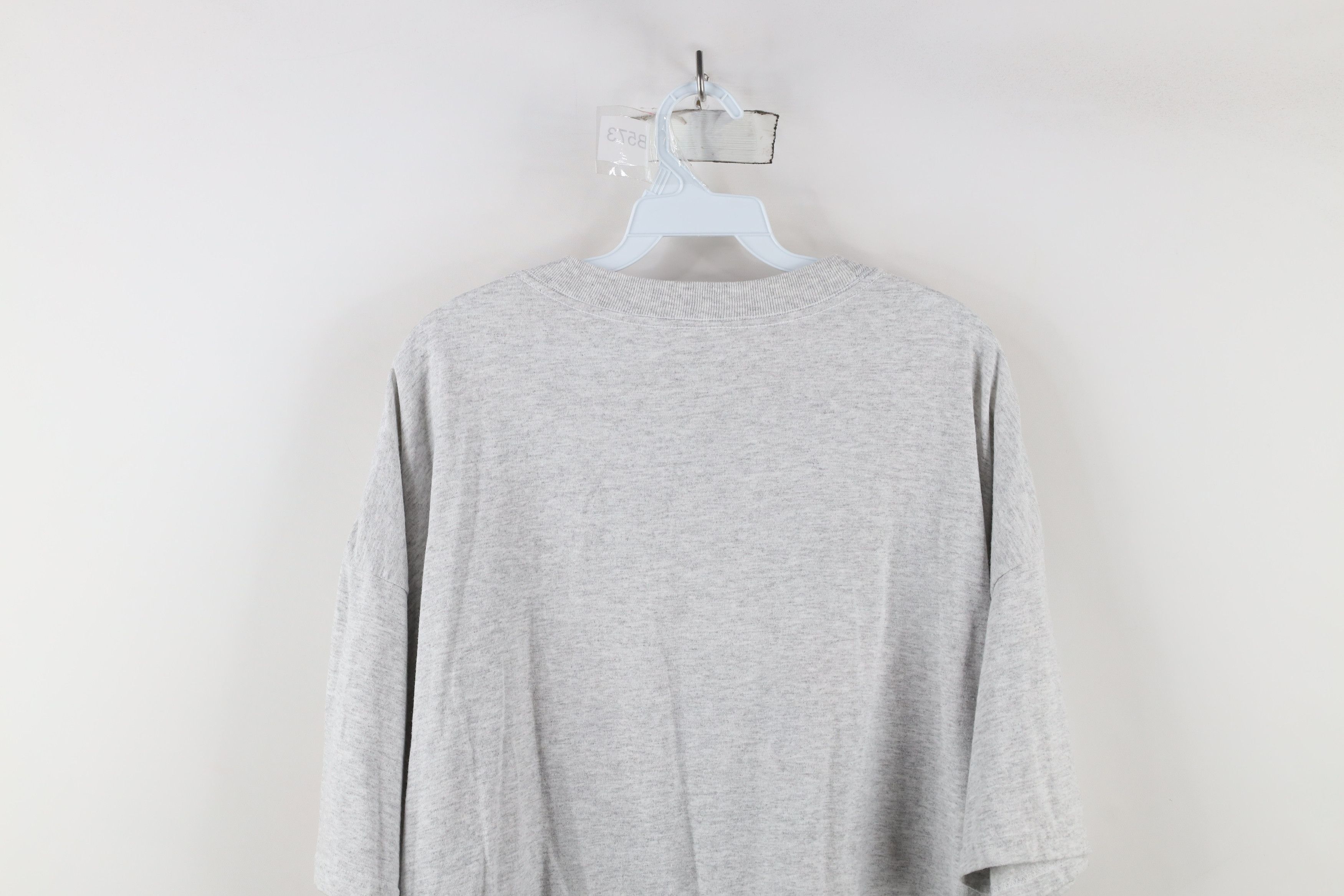 Vintage Vintage 90s Streetwear Bumble Bee T-Shirt Heather Gray Size XXL / US 16-18 / IT 52-54 - 9 Thumbnail