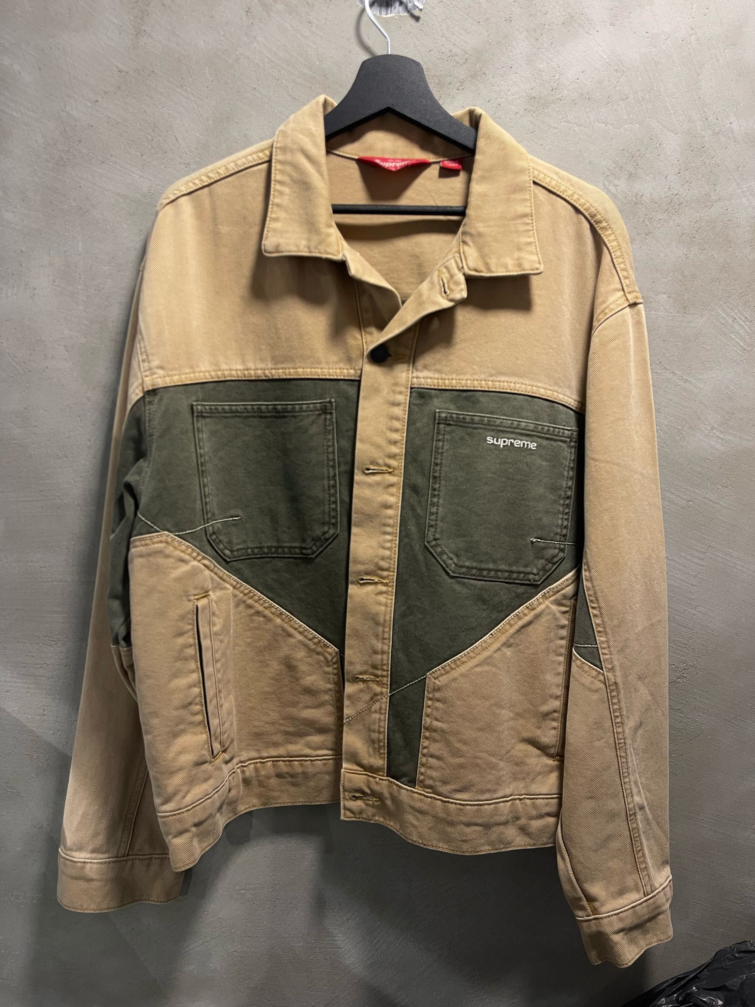 ジャケット・アウター supreme 2-Tone Paneled Denim Jacket Supreme 2-Tone Paneled Denim Jacket Red Men's - FW22 - US