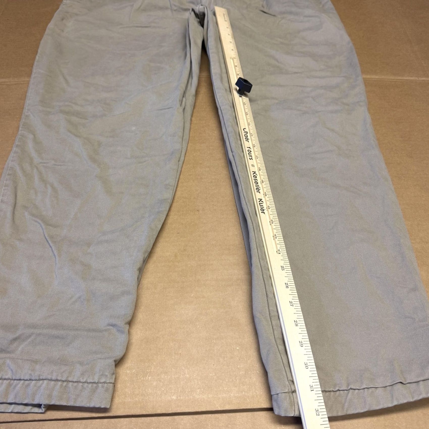 Vintage L.L. Bean Pants Mens 42x32 Beige Flannel Lined Chino Pleated Winter Casual Size US 42 / EU 58 - 5 Thumbnail