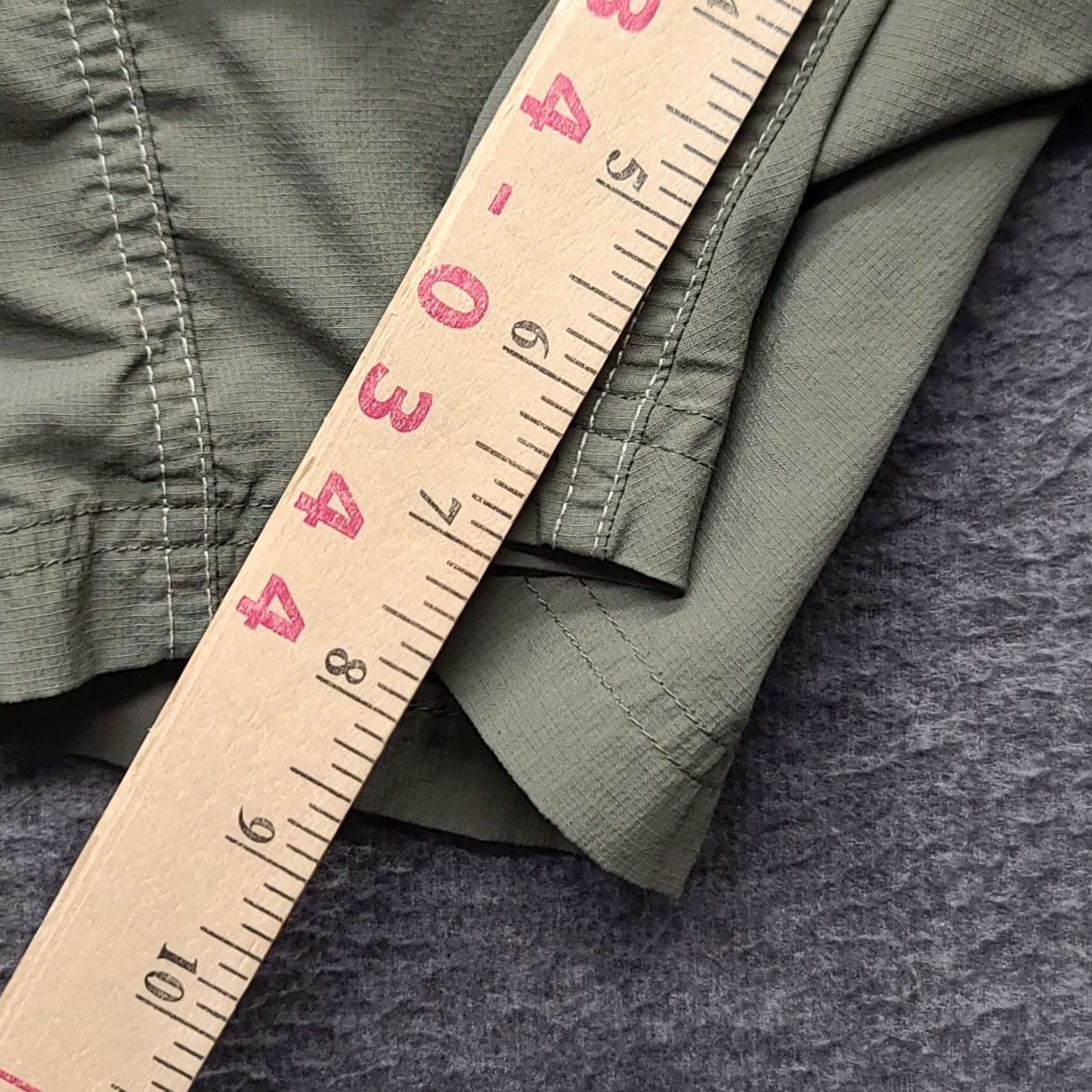 Vintage Kuhl Shorts Womens 6 Trekr Regular Fit Mid Rise Quick Dry Outdoors Hiking Cargo Pocket Green Nylon 7 in Inseam Size 28" / US 6 / IT 42 - 6 Thumbnail