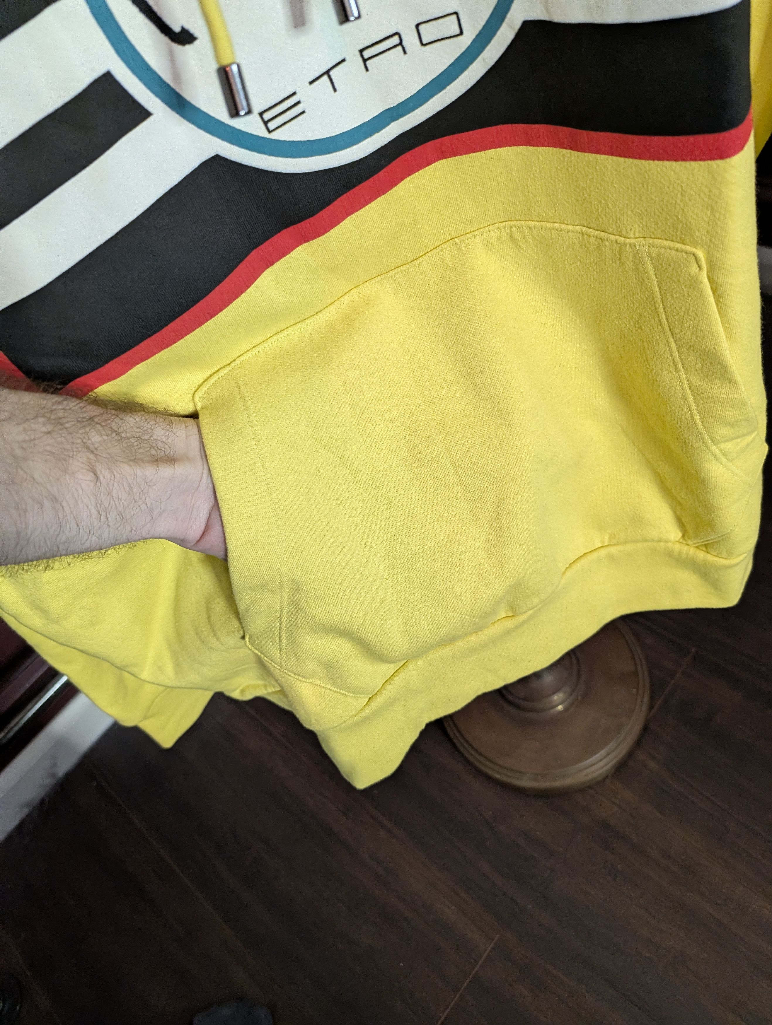 Etro Yellow Pegasus graphic vintage style hoodie NWT Small Size US S / EU 44-46 / 1 - 6 Thumbnail