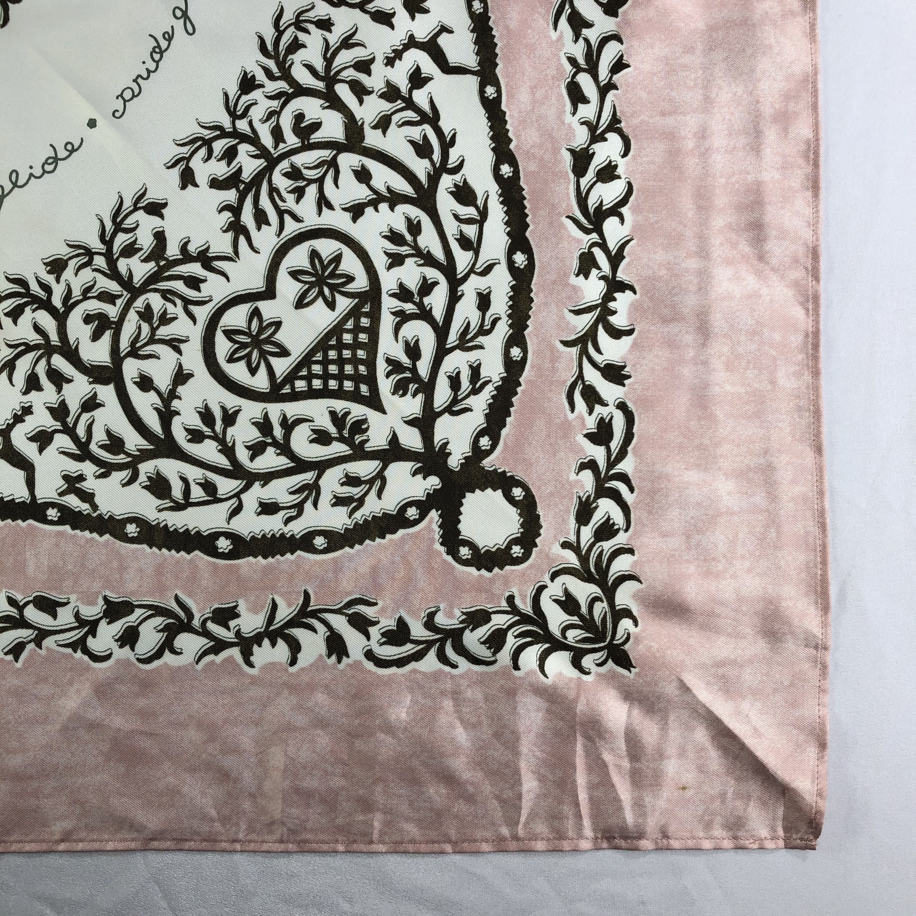 Vintage Vintage Trussardi Silk Scarf Size ONE SIZE - 4 Thumbnail