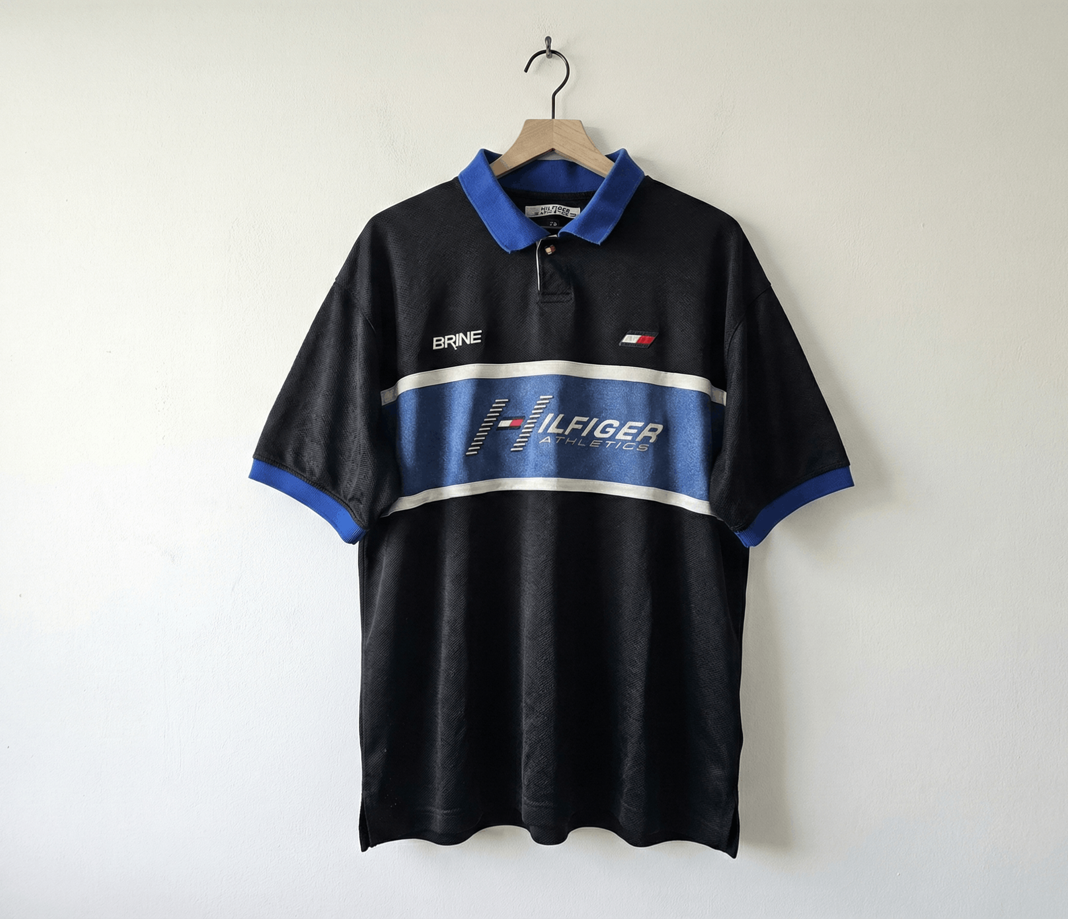 Tommy Hilfiger Vintage Tommy Hilfiger Athletics Polo Shirt Men L Black 90s Size US L / EU 52-54 / 3 - 1 Thumbnail