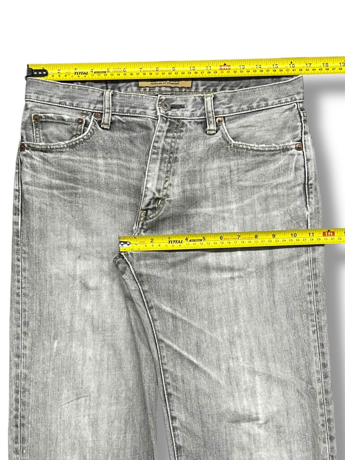 Uniqlo Vintage Uniqlo S-002 Japan - Faded Grey Wash Jeans Size US 33 - 15 Thumbnail